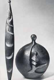 Ecclesia und Turm (Ensemble mit 2 Skulpturen)